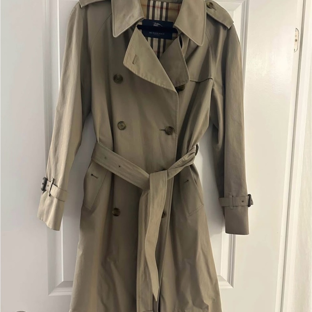 Authentic Burberry Tan vintage Trench Coat